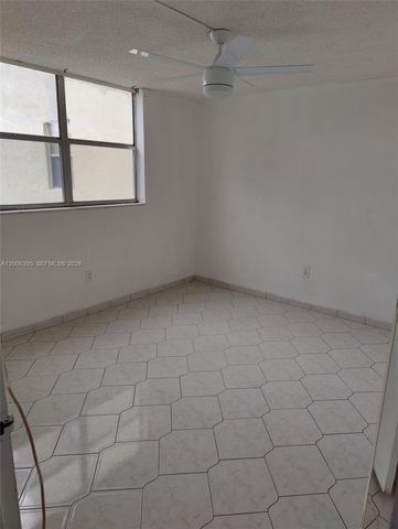 1810 N Lauderdale Avenue 2204, North Lauderdale, FL 33068