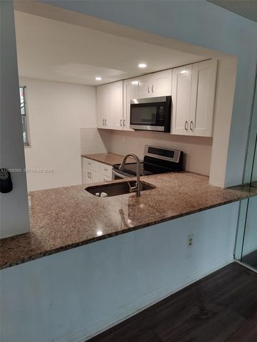 1810 N Lauderdale Avenue 2204, North Lauderdale, FL 33068