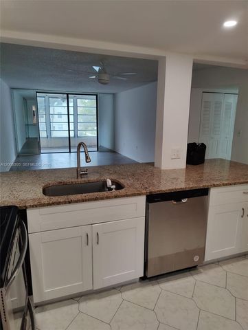 1810 N Lauderdale Avenue 2204, North Lauderdale, FL 33068