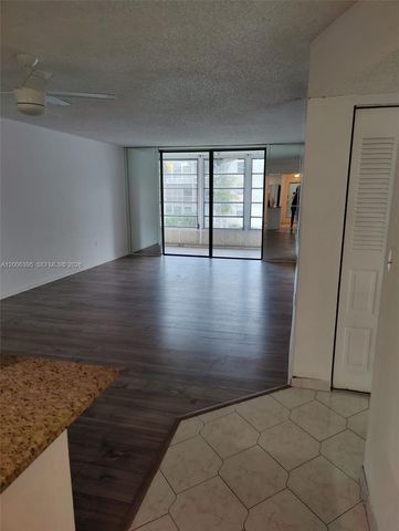 1810 N Lauderdale Avenue 2204, North Lauderdale, FL 33068
