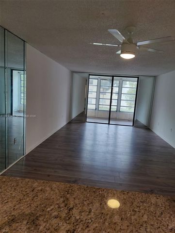1810 N Lauderdale Avenue 2204, North Lauderdale, FL 33068