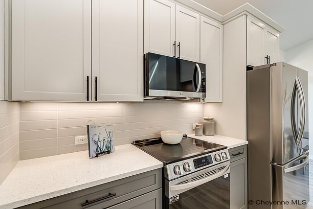 3949 SADDLEBACK LN, Cheyenne, WY 82001