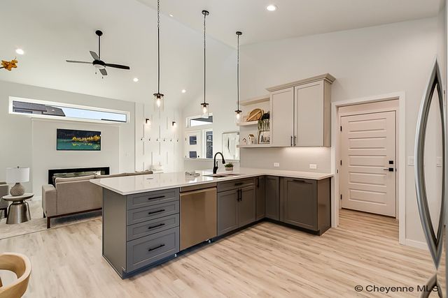3949 SADDLEBACK LN, Cheyenne, WY 82001