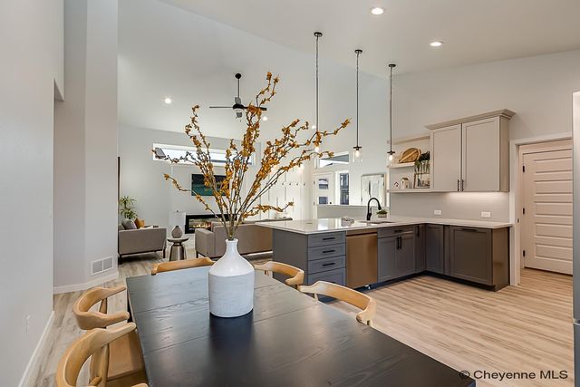 3949 SADDLEBACK LN, Cheyenne, WY 82001