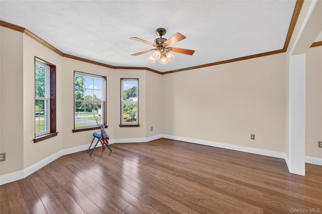 22 Hampton Place, Cornwall, NY 12518