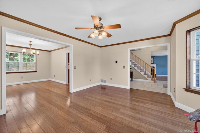 22 Hampton Place, Cornwall, NY 12518