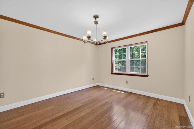 22 Hampton Place, Cornwall, NY 12518