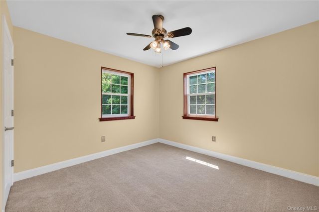 22 Hampton Place, Cornwall, NY 12518