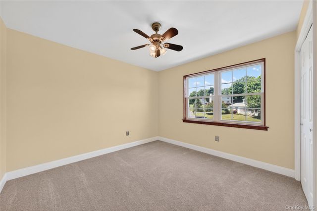 22 Hampton Place, Cornwall, NY 12518