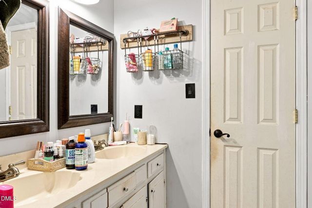 5612 Old Forge Circle, Raleigh, NC 27609
