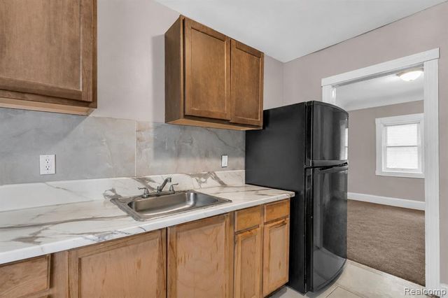 11475 Sanford Street, Detroit, MI 48205