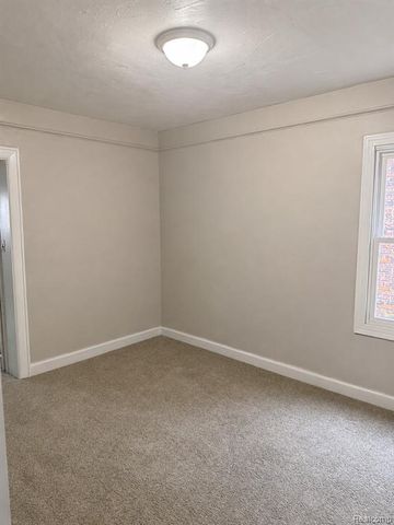 11475 Sanford Street, Detroit, MI 48205
