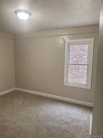 11475 Sanford Street, Detroit, MI 48205