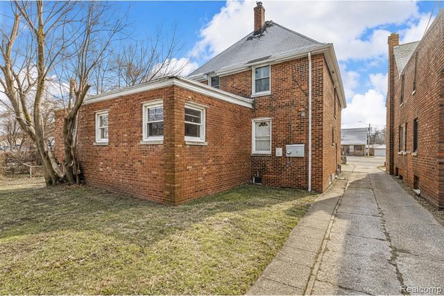 11475 Sanford Street, Detroit, MI 48205