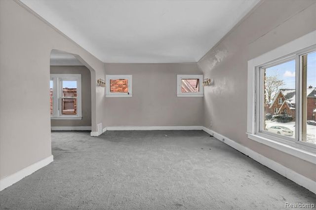 11475 Sanford Street, Detroit, MI 48205