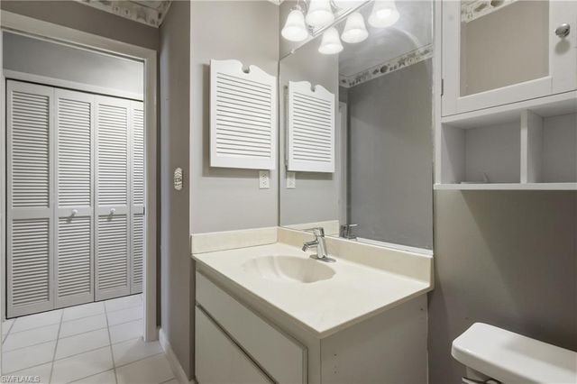 9753 Maplecrest CIR, Lehigh Acres, FL 33936