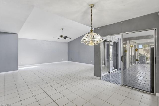 9753 Maplecrest CIR, Lehigh Acres, FL 33936