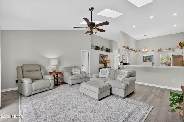 1349 N Wembley Circle, Port Orange, FL 32128