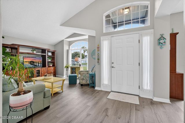 1349 N Wembley Circle, Port Orange, FL 32128