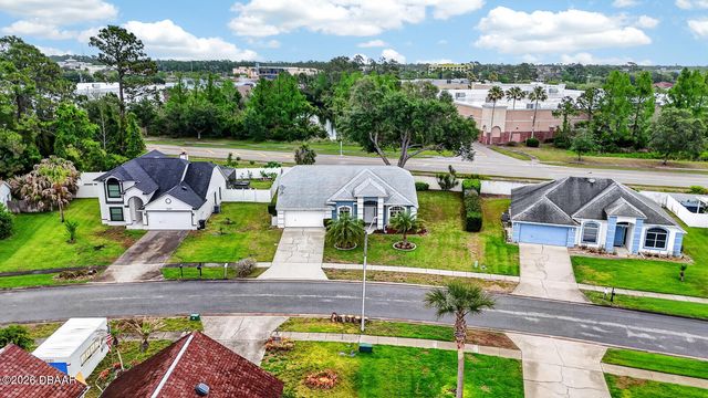 1349 N Wembley Circle, Port Orange, FL 32128