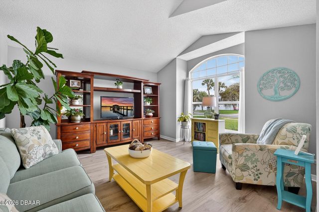 1349 N Wembley Circle, Port Orange, FL 32128