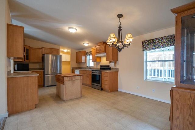 275 Burnett Avenue, Morgan Hill, CA 95037