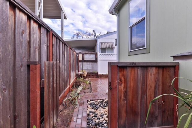 275 Burnett Avenue, Morgan Hill, CA 95037