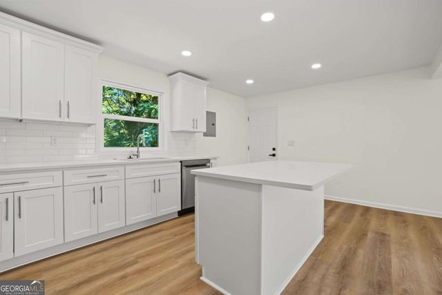 2628 Toni Place SW, Marietta, GA 30060