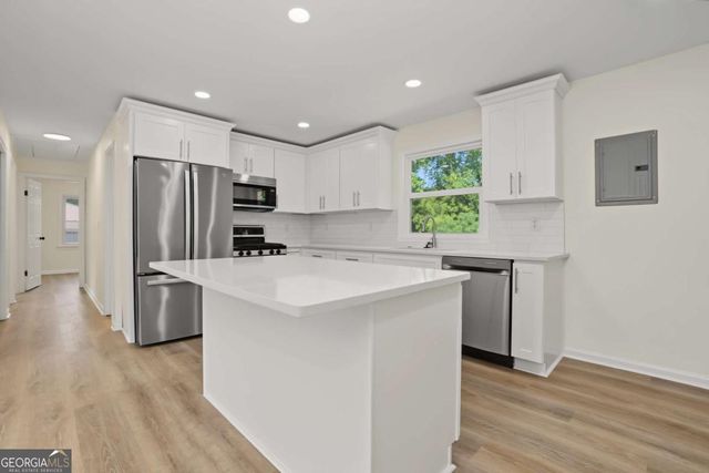2628 Toni Place SW, Marietta, GA 30060