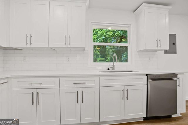 2628 Toni Place SW, Marietta, GA 30060