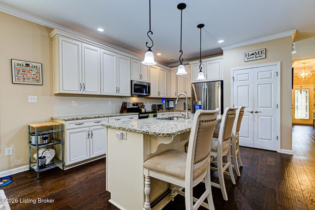 4120 Calgary Way, Louisville, KY 40241