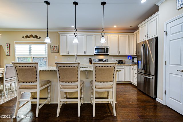 4120 Calgary Way, Louisville, KY 40241