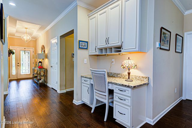 4120 Calgary Way, Louisville, KY 40241