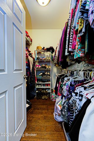 4120 Calgary Way, Louisville, KY 40241