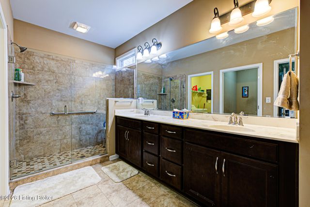 4120 Calgary Way, Louisville, KY 40241
