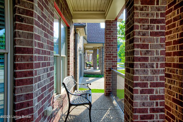 4120 Calgary Way, Louisville, KY 40241