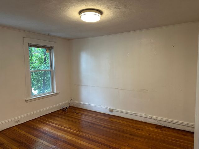 17 George St, Somerville, MA 02145