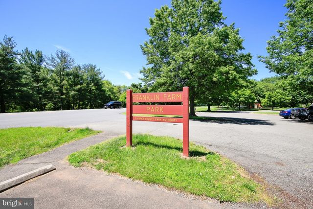 13505 COATES LN, Herndon, VA 20171