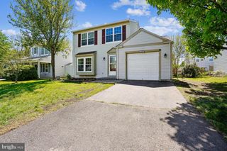 13505 COATES LN, Herndon, VA 20171