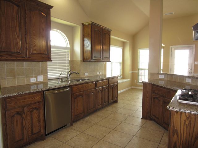 2515 Appaloosa Lane, Celina, TX 75009