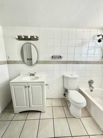 4500 N Flagler Drive D9, West Palm Beach, FL 33407