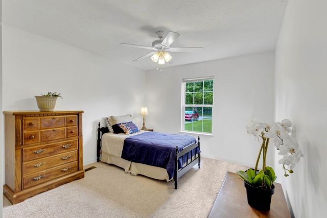 190 Harrison Ln, Shelbyville, TN 37160