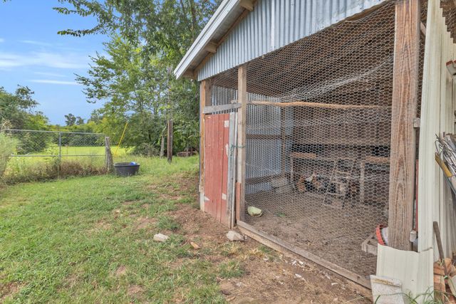 190 Harrison Ln, Shelbyville, TN 37160