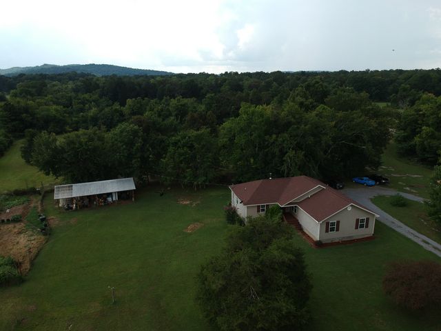 190 Harrison Ln, Shelbyville, TN 37160