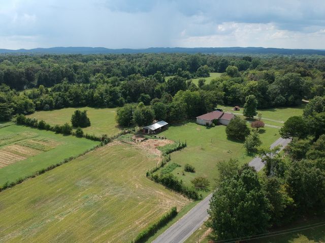 190 Harrison Ln, Shelbyville, TN 37160