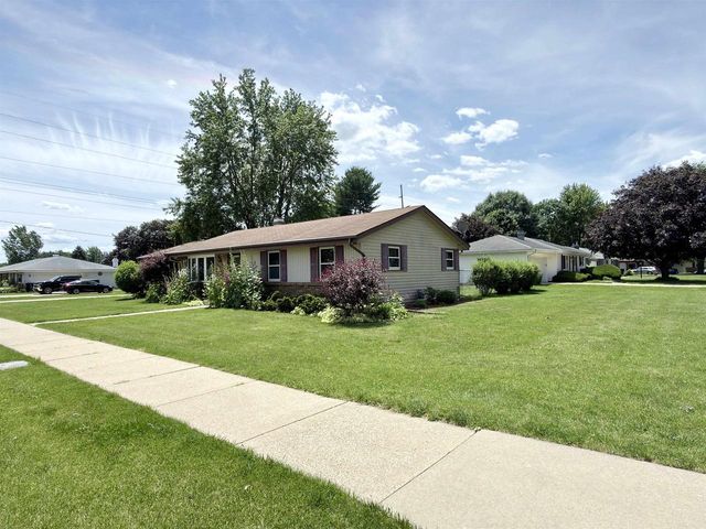 2019 N Pontiac Drive, Janesville, WI 53545