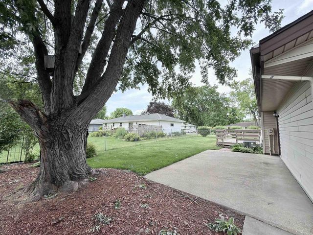 2019 N Pontiac Drive, Janesville, WI 53545