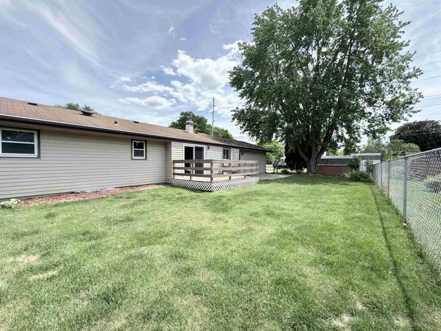 2019 N Pontiac Drive, Janesville, WI 53545