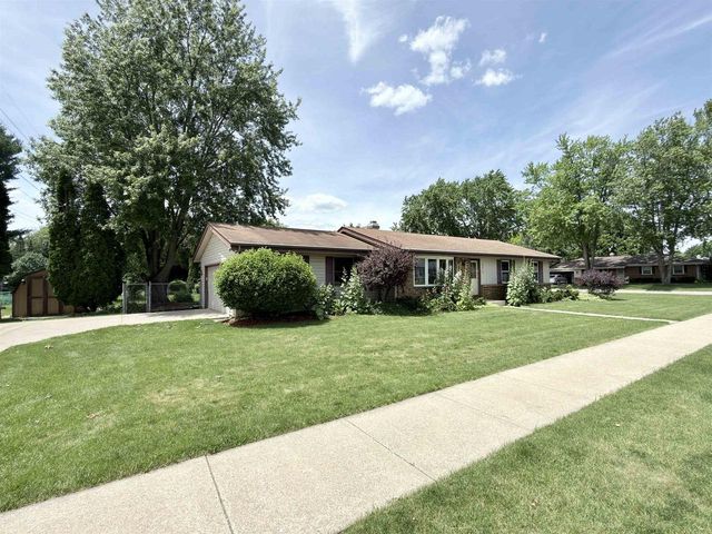2019 N Pontiac Drive, Janesville, WI 53545