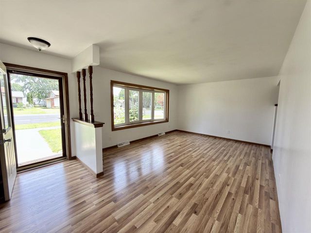 2019 N Pontiac Drive, Janesville, WI 53545